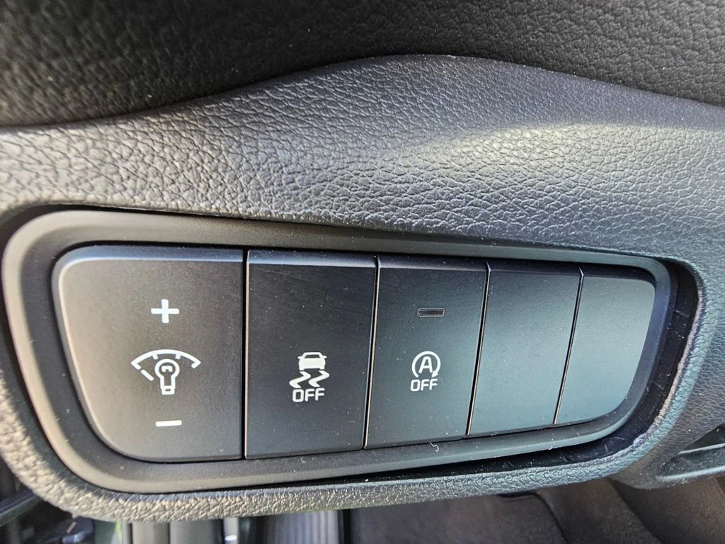 Used 2023 Gravity Gray Kia LX image 24