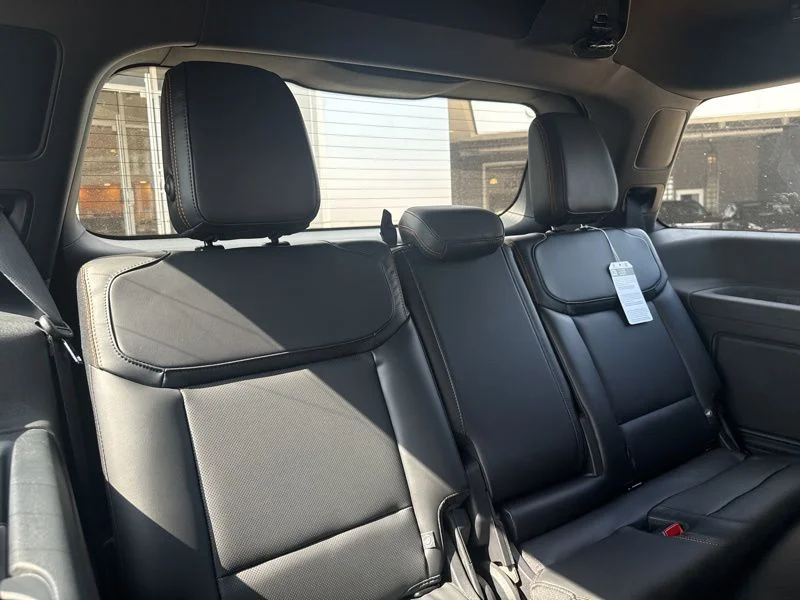 New 2025 Star White Metallic Tri-Coat Ford TREMOR® image 18