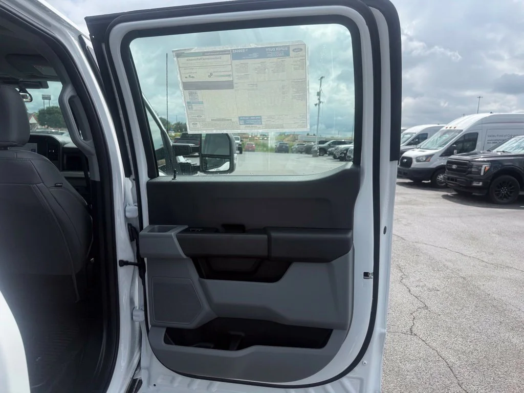 New 2026 Oxford White Ford F-250® XL image 48