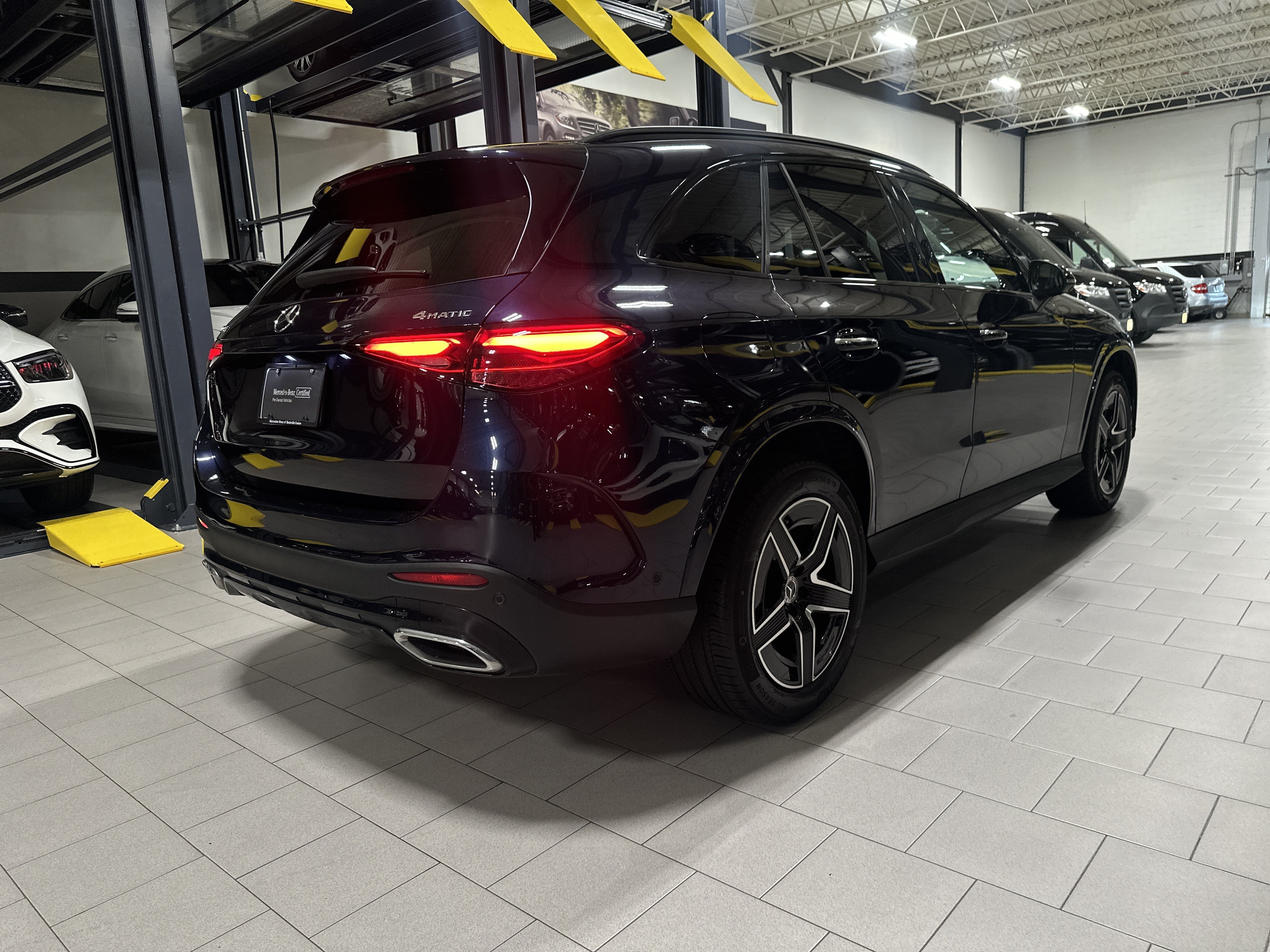 Certified Used 2023 Nautical Blue Metallic Mercedes-Benz GLC 300 image 5