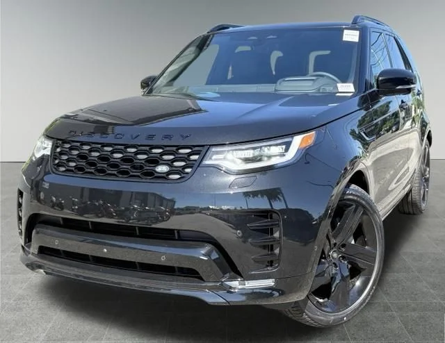 New 2026 Santorini Black Land Rover Dynamic SE image 1