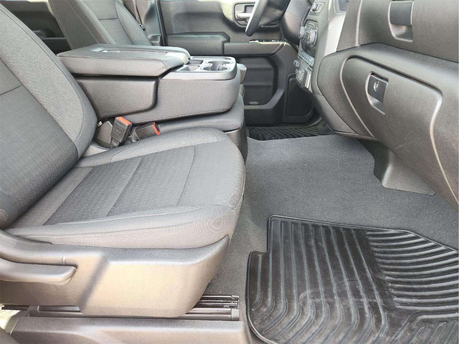 2024 Chevrolet Silverado 2500 HD photo 14 of 33