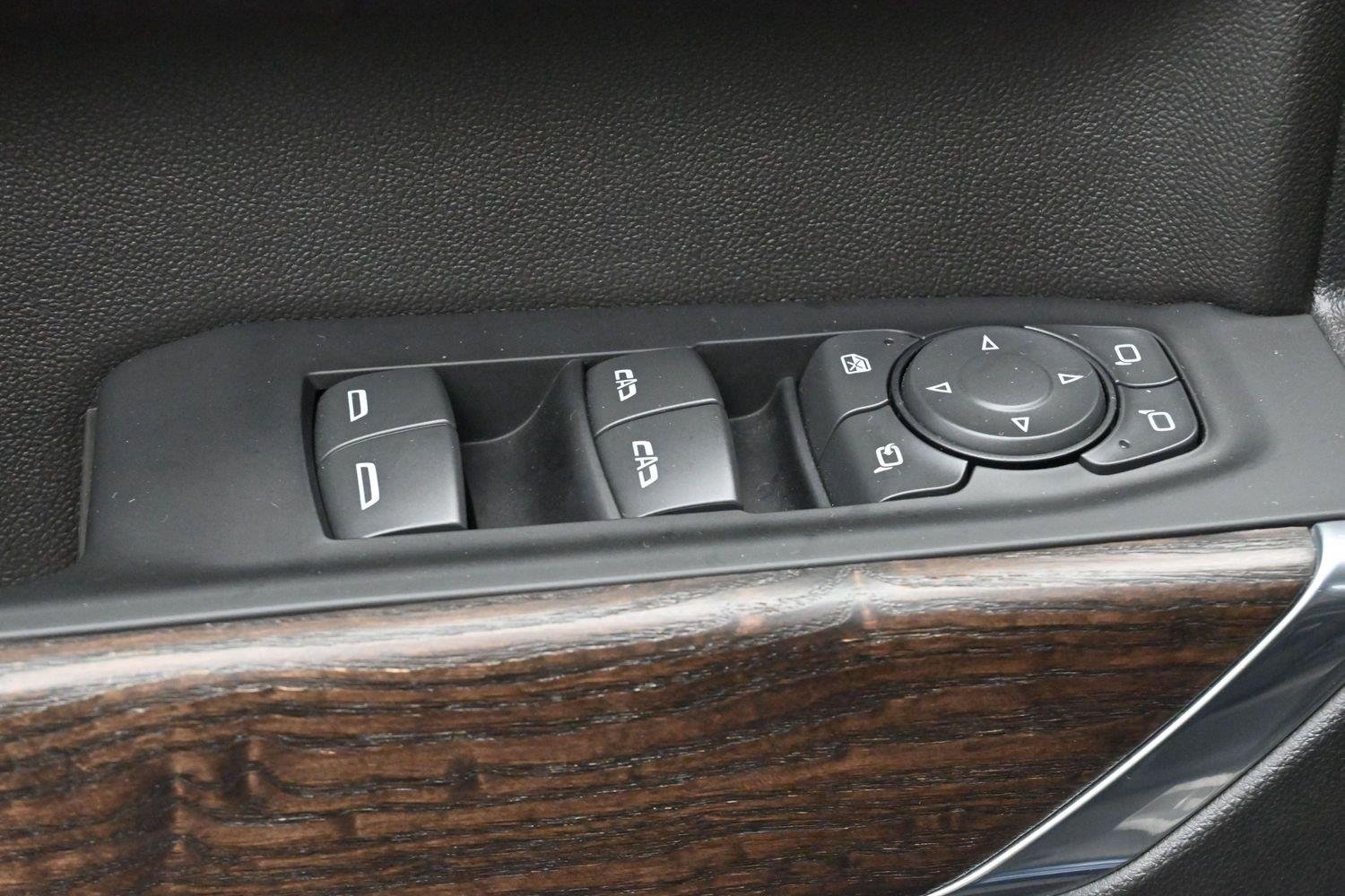 Used 2022 PACIFIC BLUE METALLIC GMC Denali image 12