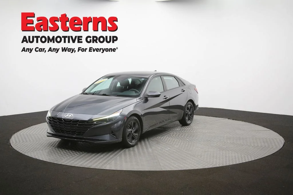 Used 2021 Gray Hyundai SEL image 54