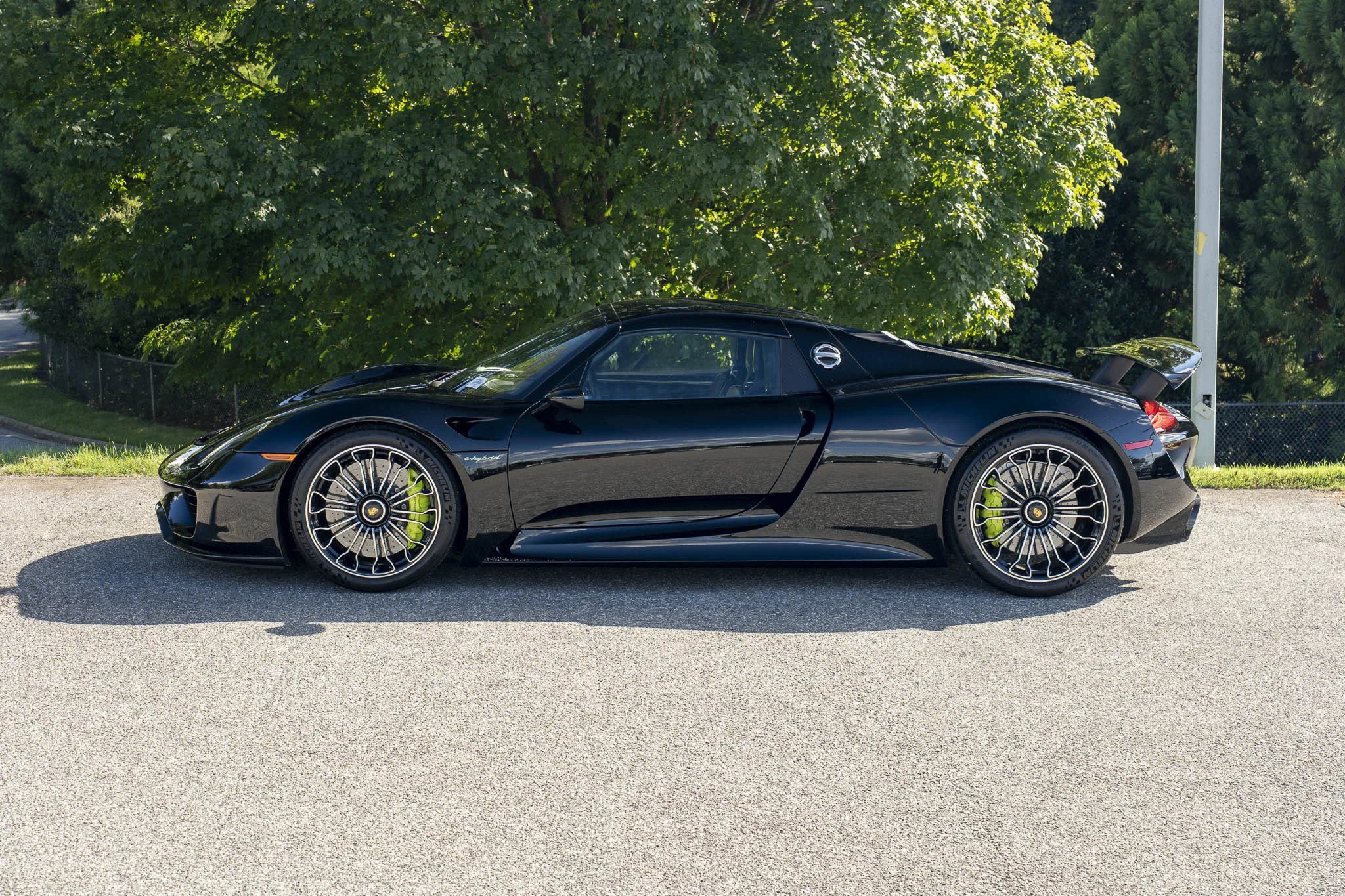 Used 2015 Black Porsche  image 2