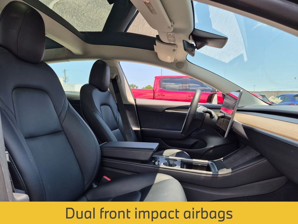 Used 2022 Red Tesla Long Range image 31