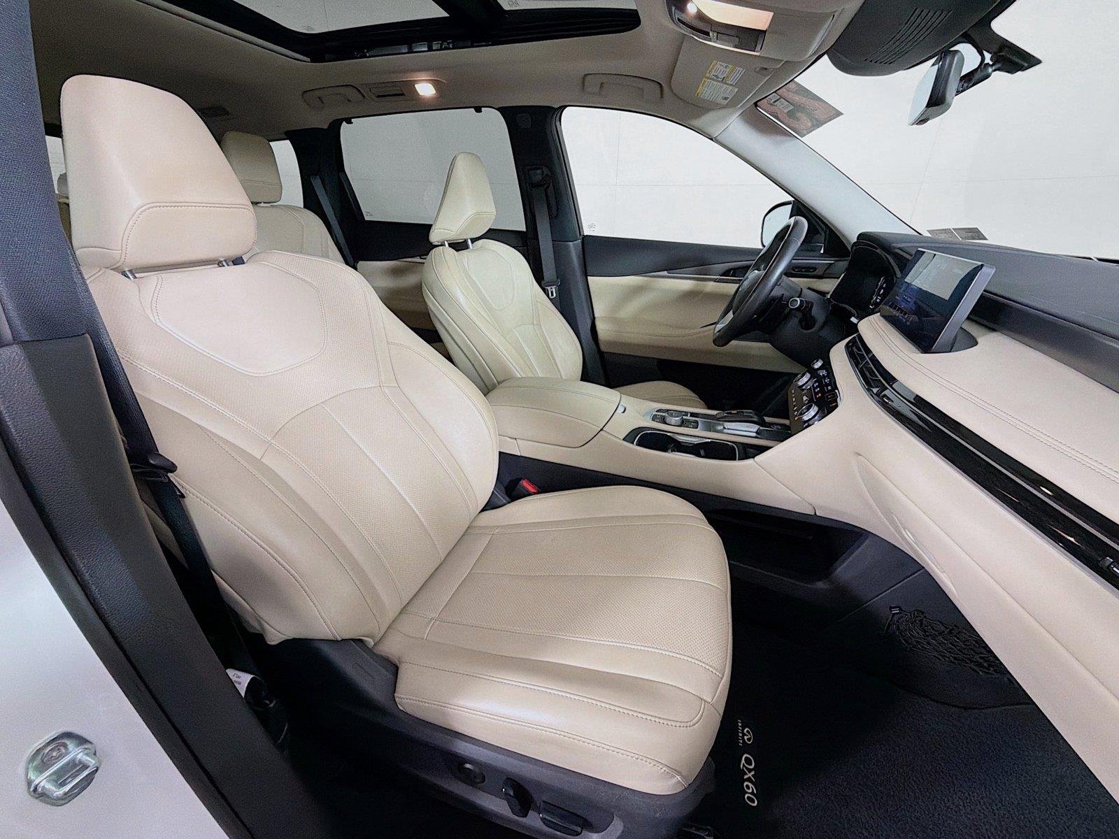 Used 2023 Majestic White INFINITI LUXE image 31