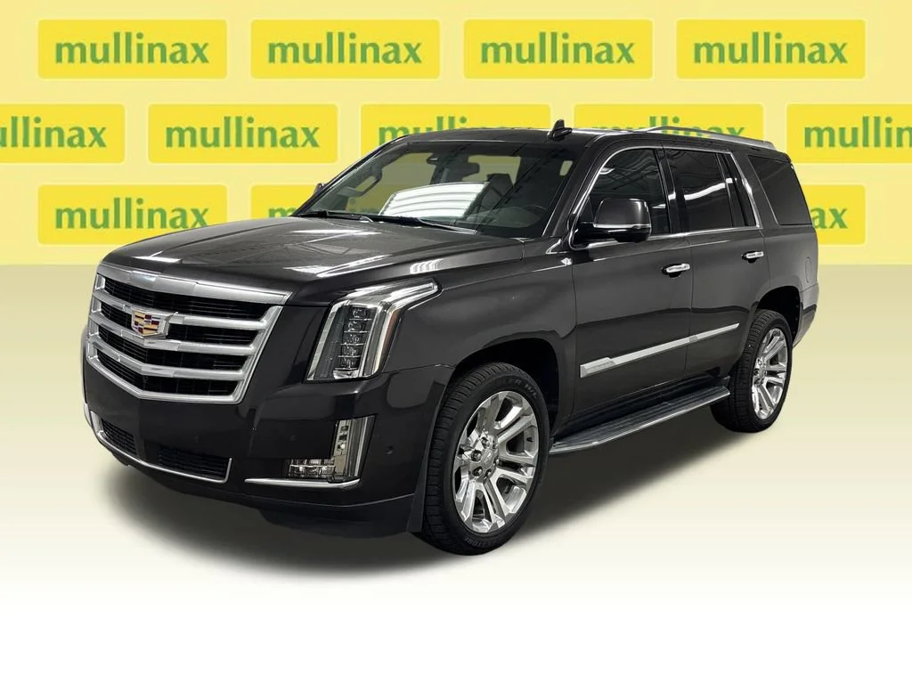 Used 2018 DARK GRANITE METALLIC Cadillac Premium Luxury image 8