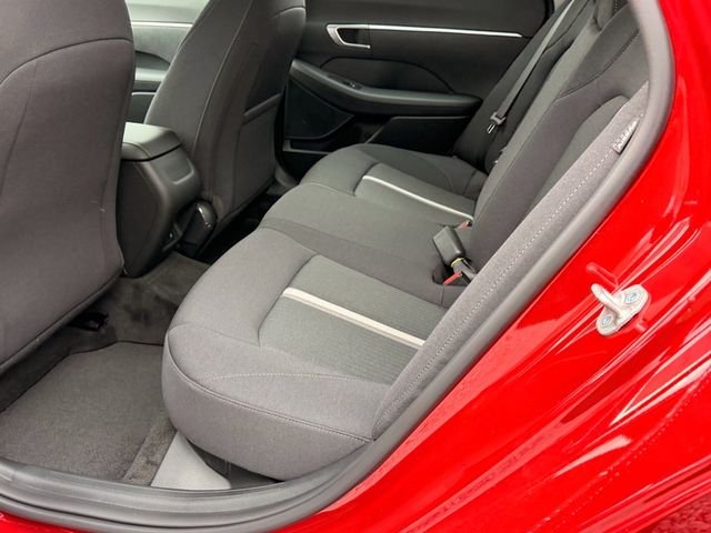 Used 2026 Red Hyundai SE image 9