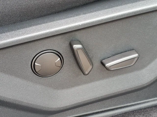 New 2026 Avalanche Ford XLT image 32