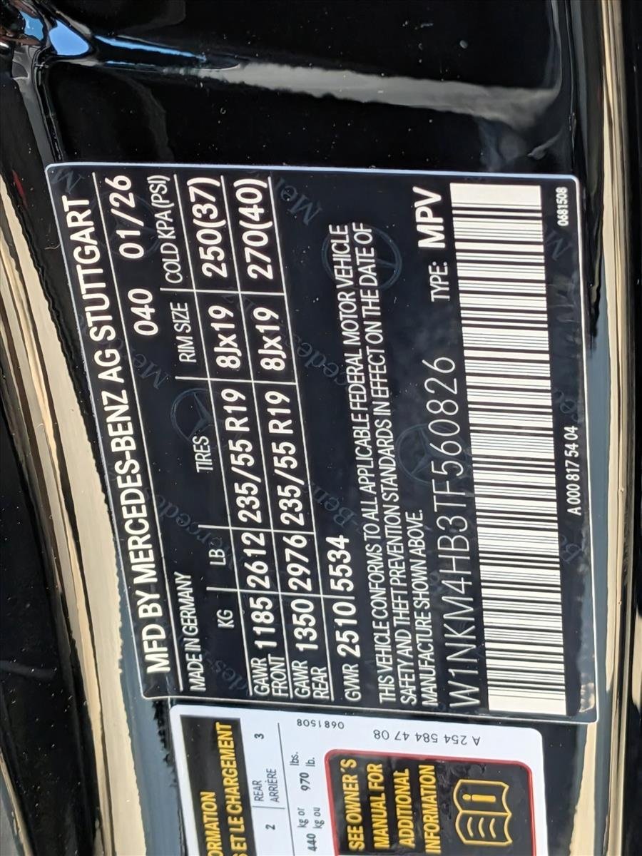 New 2026 Black Mercedes-Benz GLC300 image 19