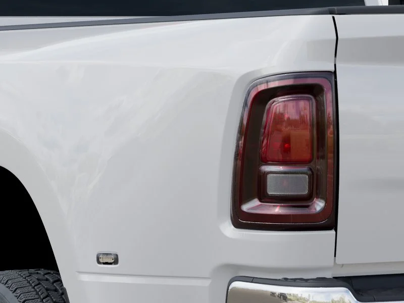 New 2026 Bright White Clear-Coat Exterior Paint RAM Tradesman image 9