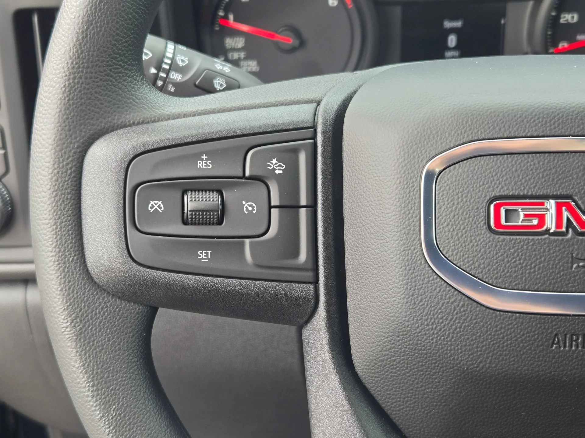 New 2026 Onyx Black GMC Pro image 41