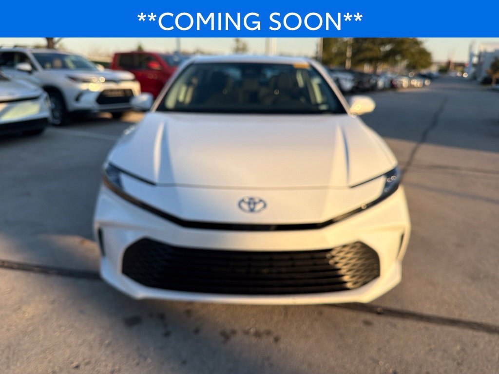 Used 2025 Toyota Camry LE with VIN 4T1DAACKXSU033497 for sale in Kansas City