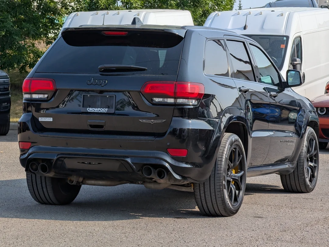 Certified Used 2021 Black Jeep Trackhawk - - 4x4 - Signature Leather Wrap Pkg - SRT Audio Pkg - Command View Sunroof & More! image 8