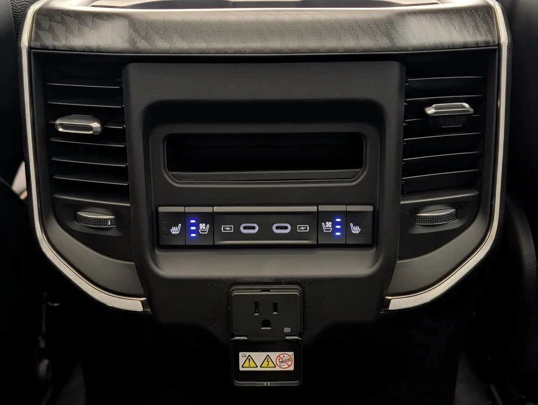 New 2026 White RAM Tungsten - - 3.0L Hurricane HO T-Turbo - Prem Lthr Bucket Seats - E-Locker Axle & More! image 31