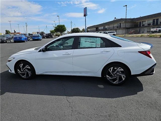 New 2025 Serenity White Hyundai SEL Sport image 2