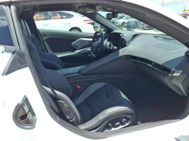 2025 Chevrolet Corvette 2LT - Photo 14