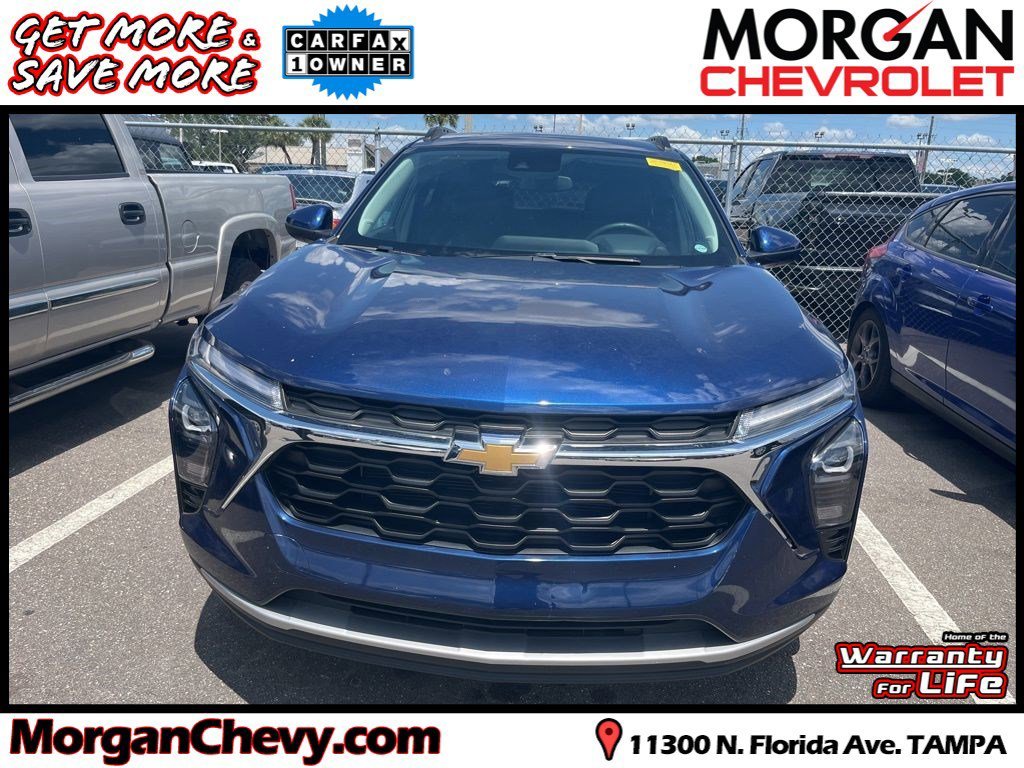 2024 Chevrolet Trax LT's photo