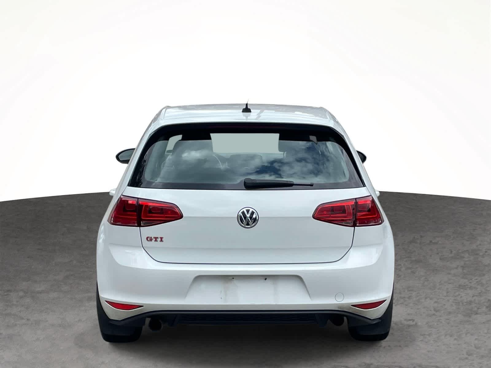 Used 2017 Pure White Volkswagen Autobahn image 12