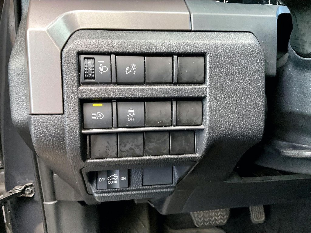 Used 2024 Underground Toyota SR5 image 26