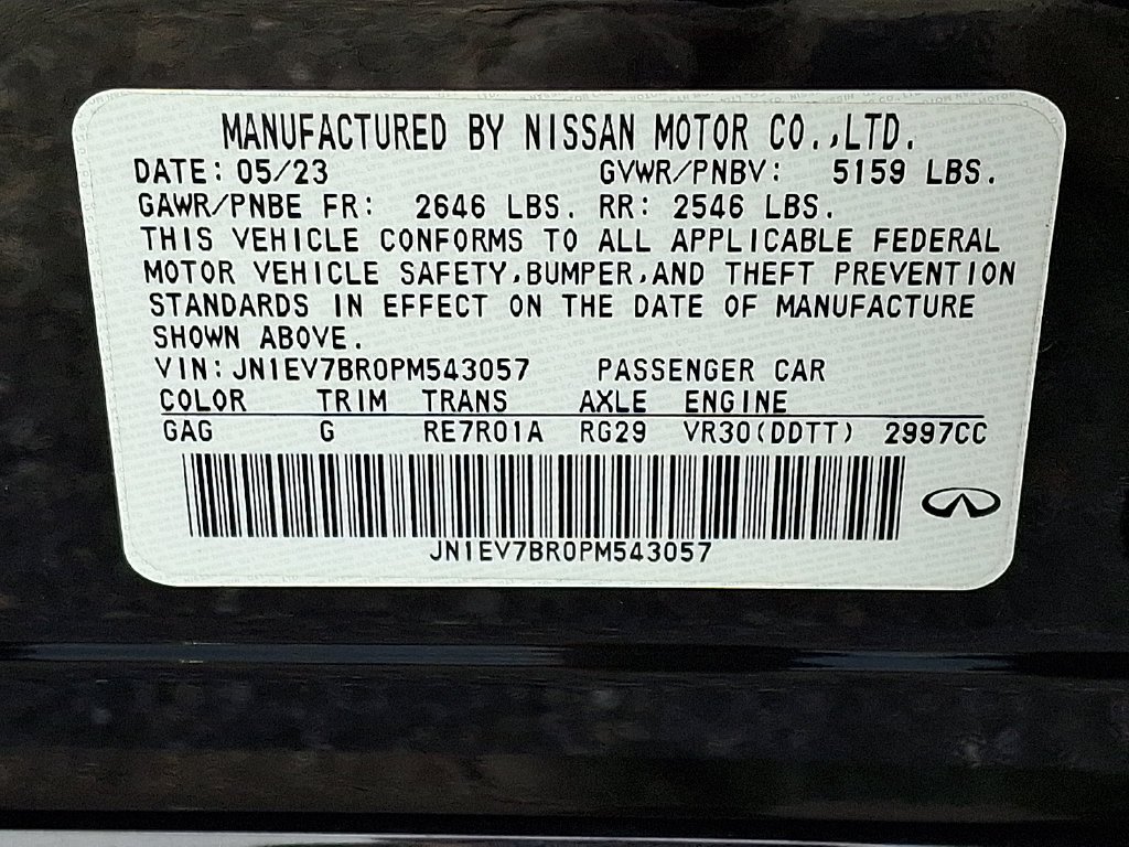 Used 2023 Black INFINITI LUXE image 28