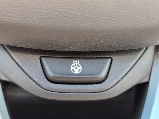 Used 2022 Black BMW xDrive30i image 23