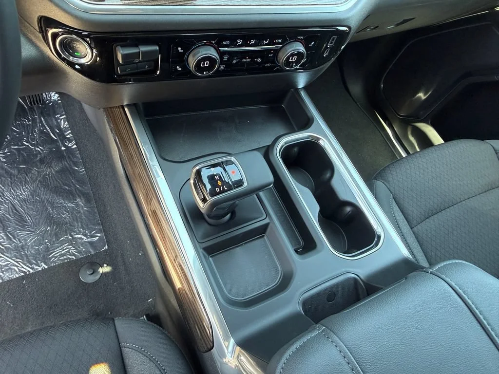 2026 Chevrolet Silverado 1500 LT - Photo 15