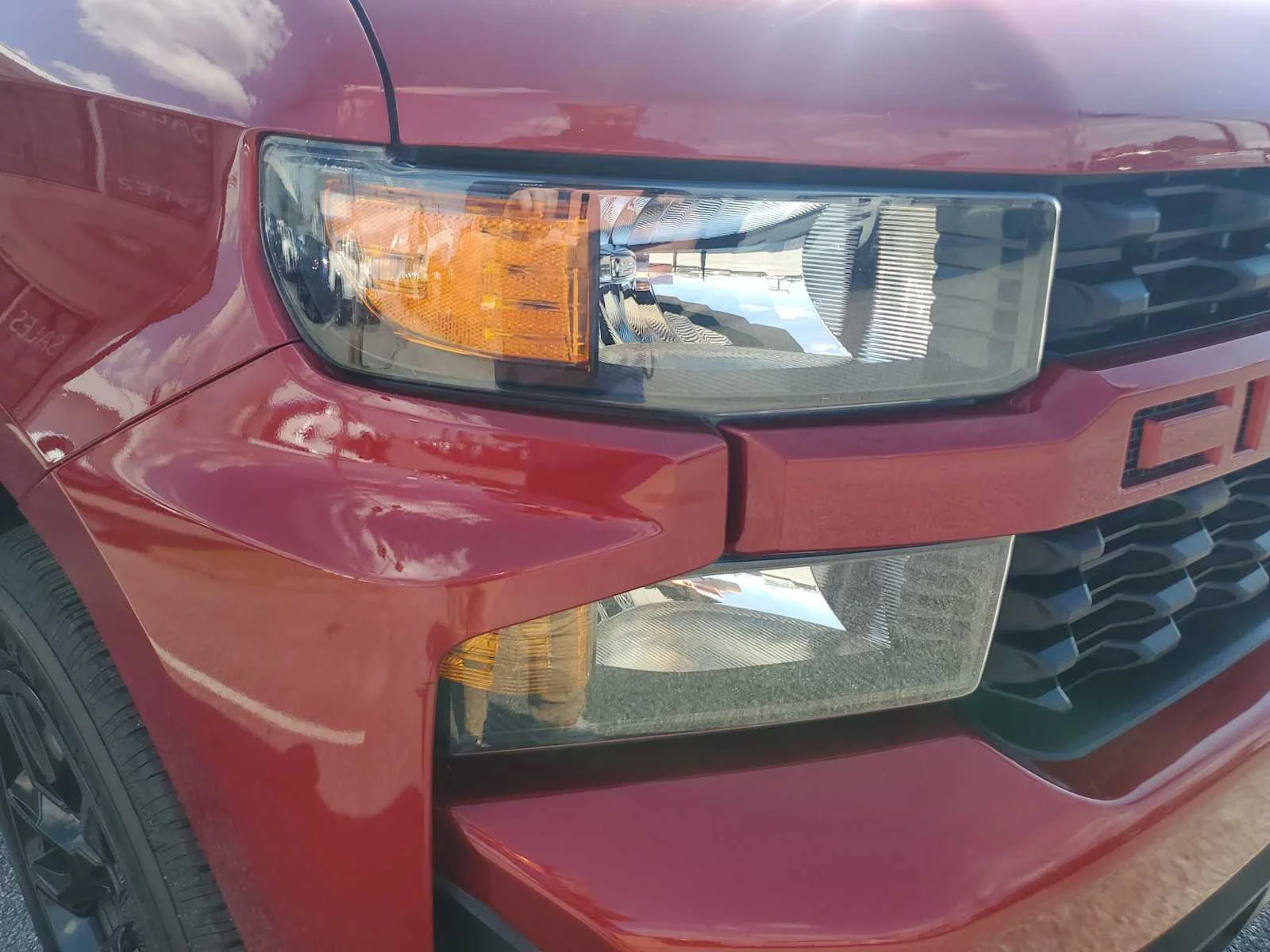Used 2021 CHERRY RED TINTCOAT Chevrolet Custom image 11