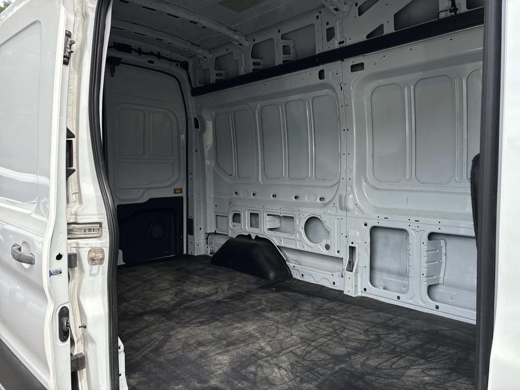 Used 2024 White Ford Base image 12