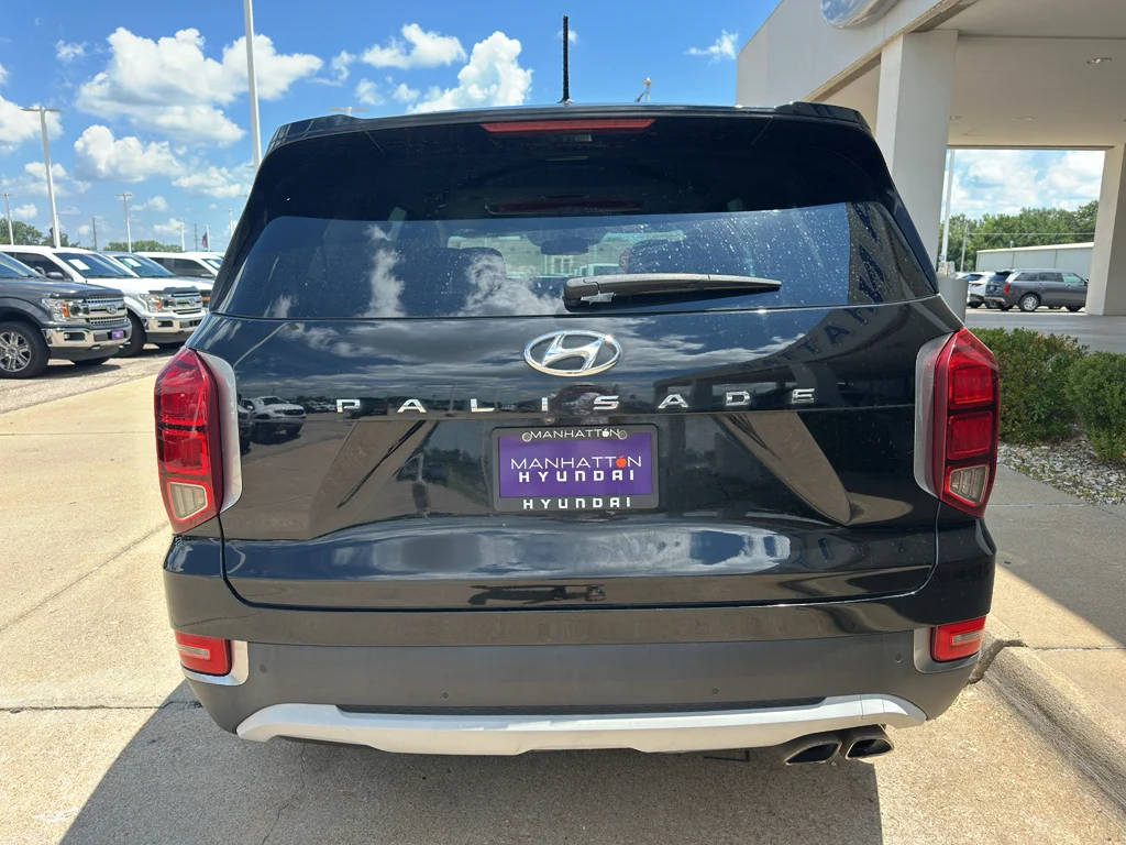 Used 2022  Hyundai SEL image 9