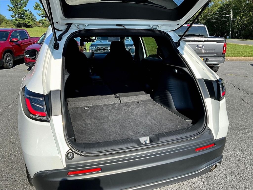 Used 2025 White Honda Sport image 8