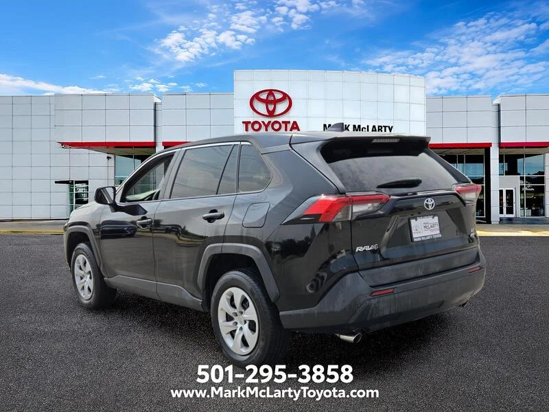 Used 2022 Midnight Black Metallic TOYOTA LE AWD image 3