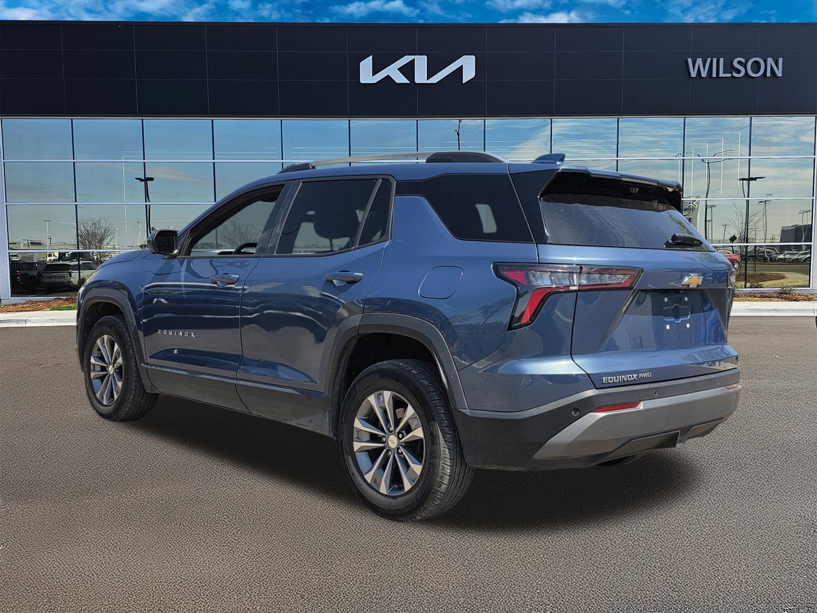 Used 2025 Lakeshore Blue Metallic Chevrolet AWD LT image 6