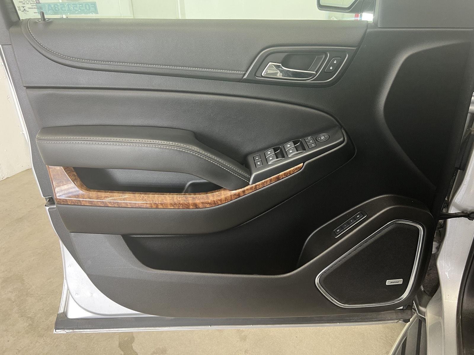 Used 2020 Silver Ice Metallic Chevrolet Premier image 11