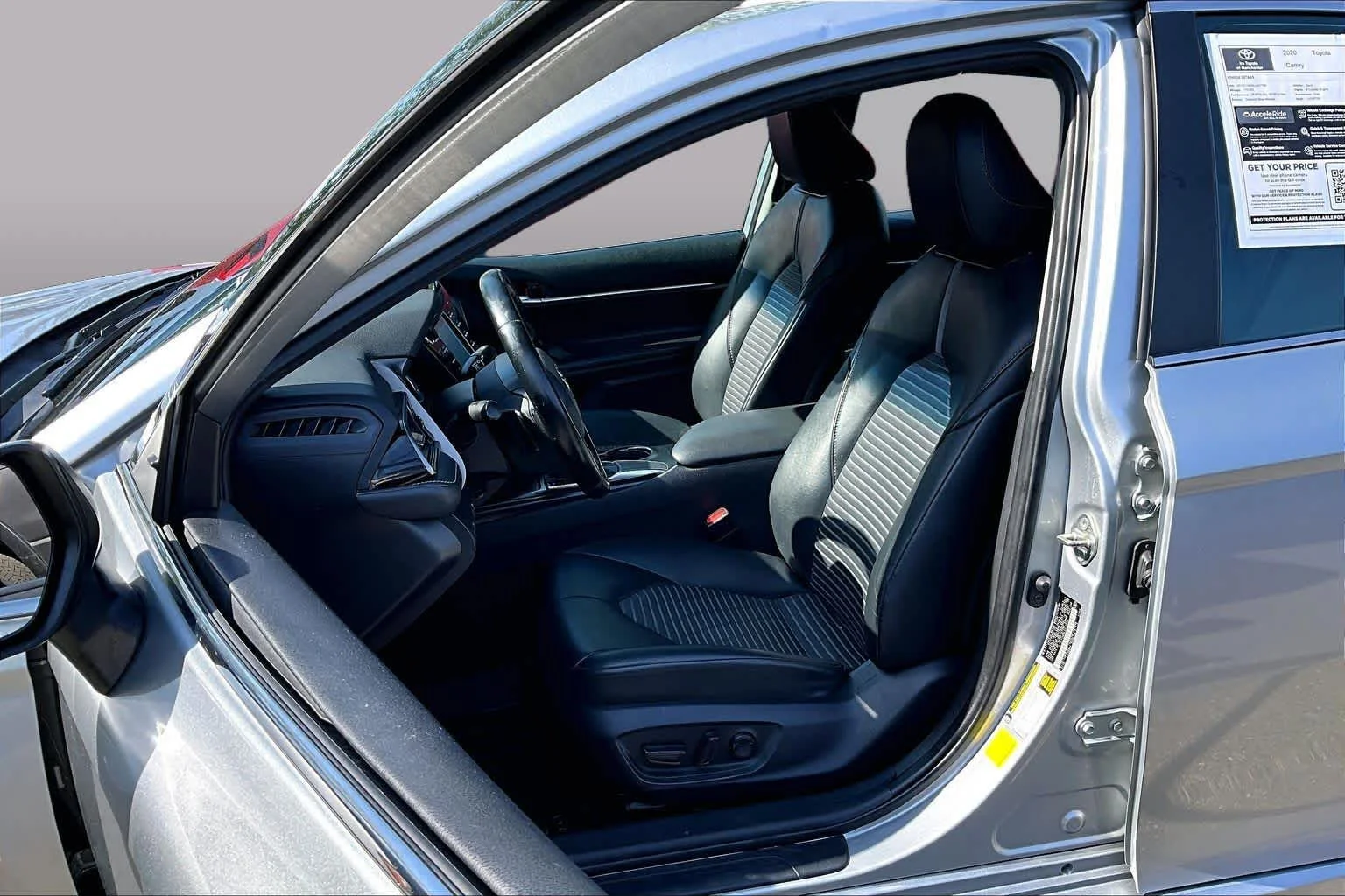 Used 2020 Celestial Silver Metallic Toyota SE image 9