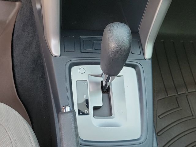 Used 2017 Gray Subaru 2.5i image 22