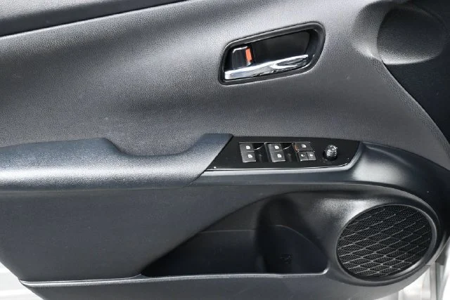 Used 2016 Silver Toyota Four Touring image 13