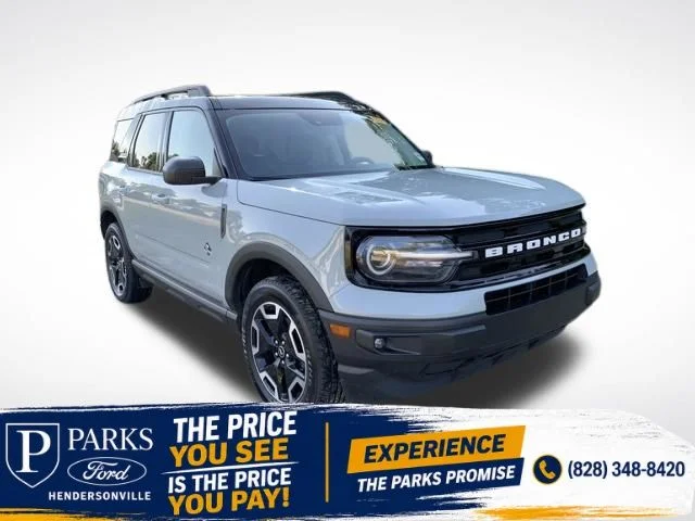 Used 2021 Green Ford Outer Banks image 1