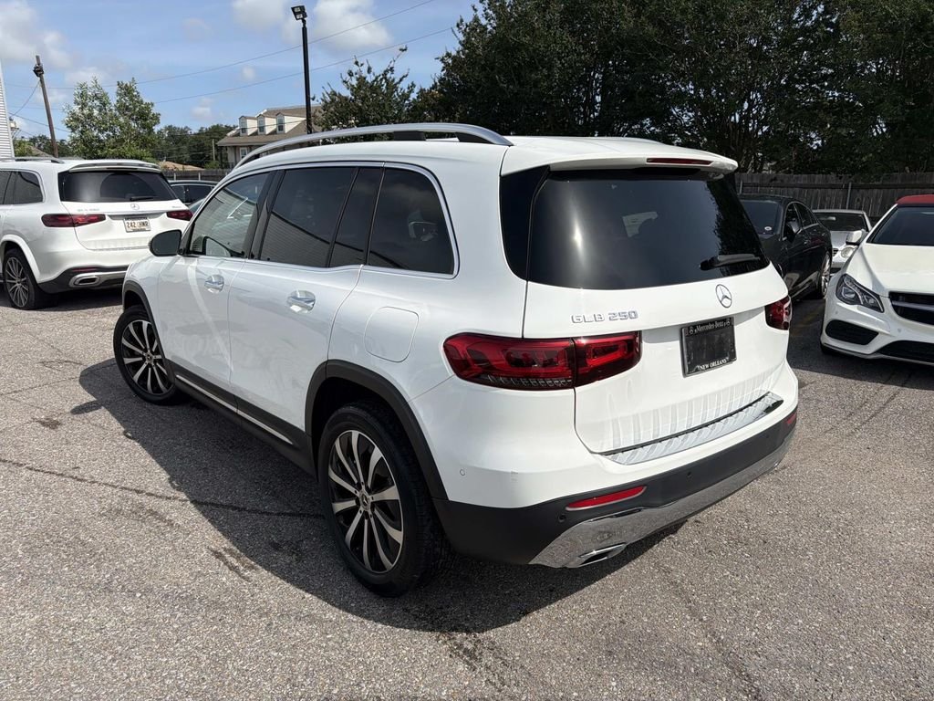 Certified Used 2023 White Mercedes-Benz GLB 250 image 5