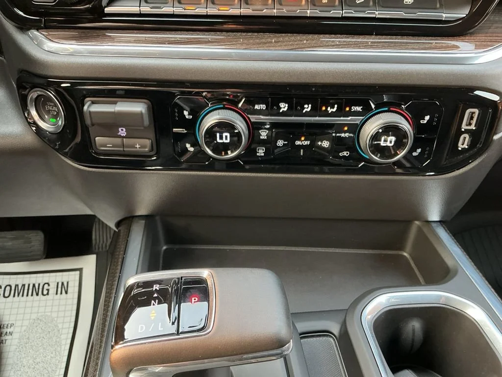Used 2024 Summit White Chevrolet LT Trail Boss image 17