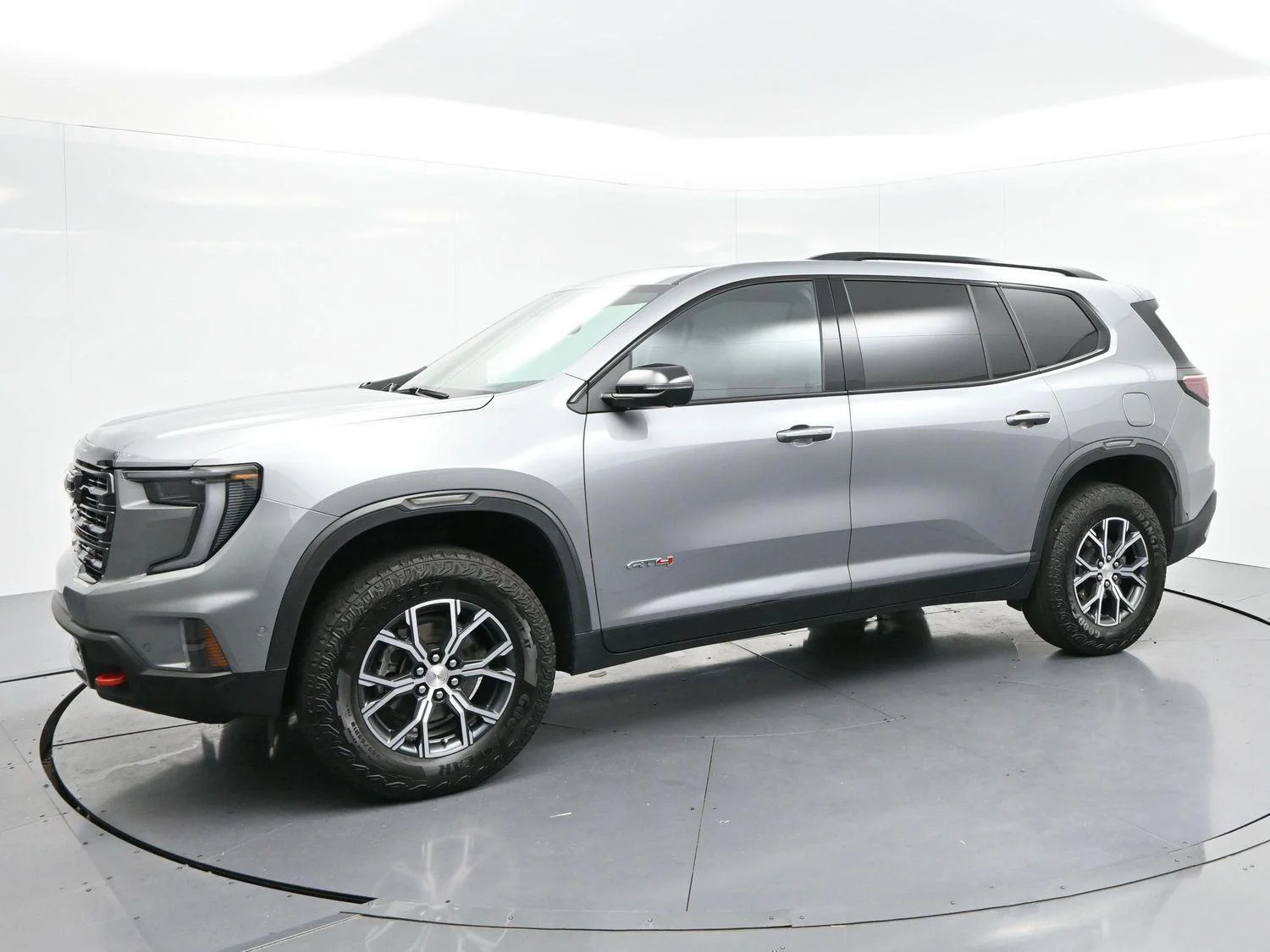 Used 2025 Sterling Metallic GMC AT4 image 4