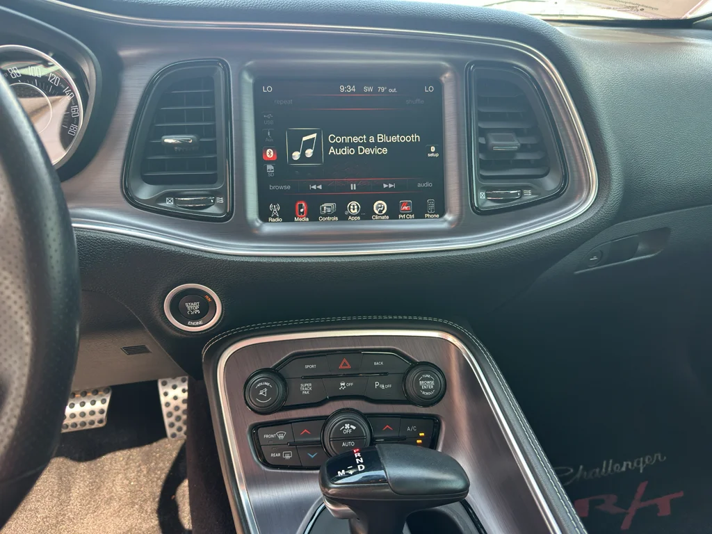 Used 2016 Torred Clearcoat Dodge R/T Scat Pack image 8