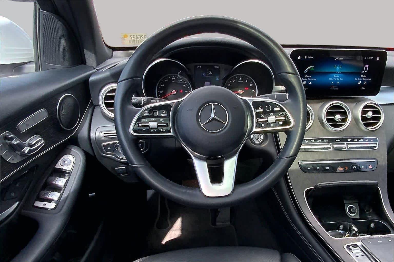 Used 2020 designo Diamond White Metallic Mercedes-Benz GLC 300 image 6