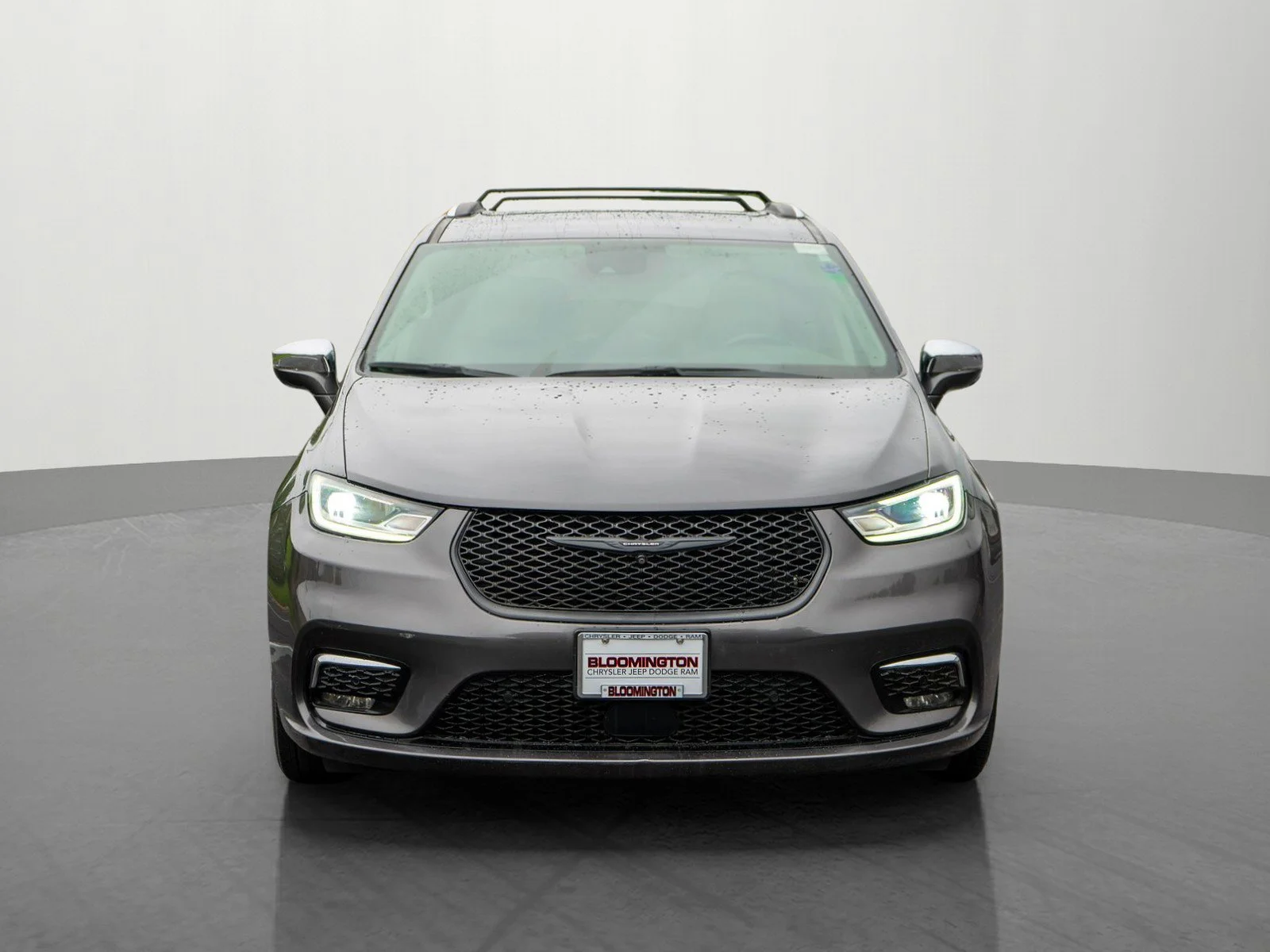 Used 2021 Chrysler Pacifica Limited with VIN 2C4RC3GG5MR590596 for sale in Minneapolis, Minnesota