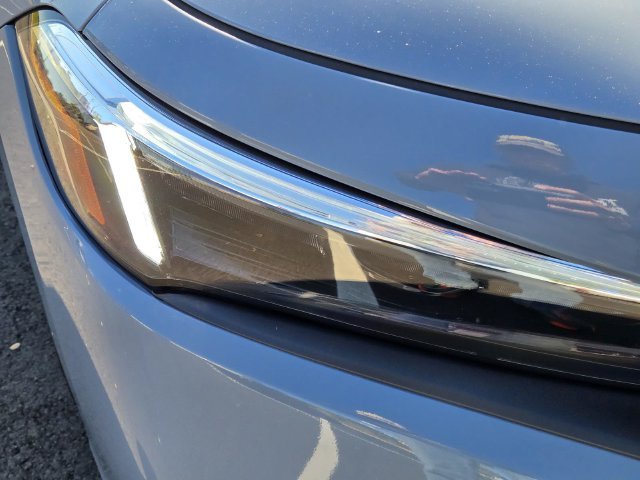 Used 2024  Honda Sport image 4