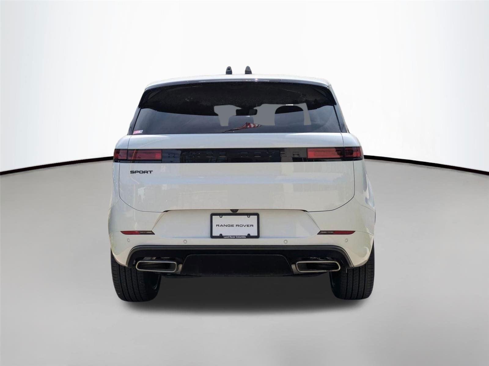 Used 2026 Fuji White Land Rover Dynamic SE image 6