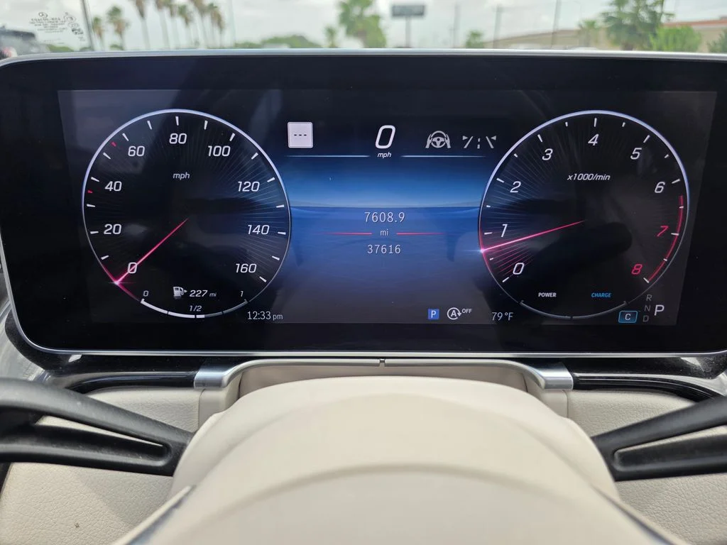 Used 2023 White Mercedes-Benz S 500 image 22