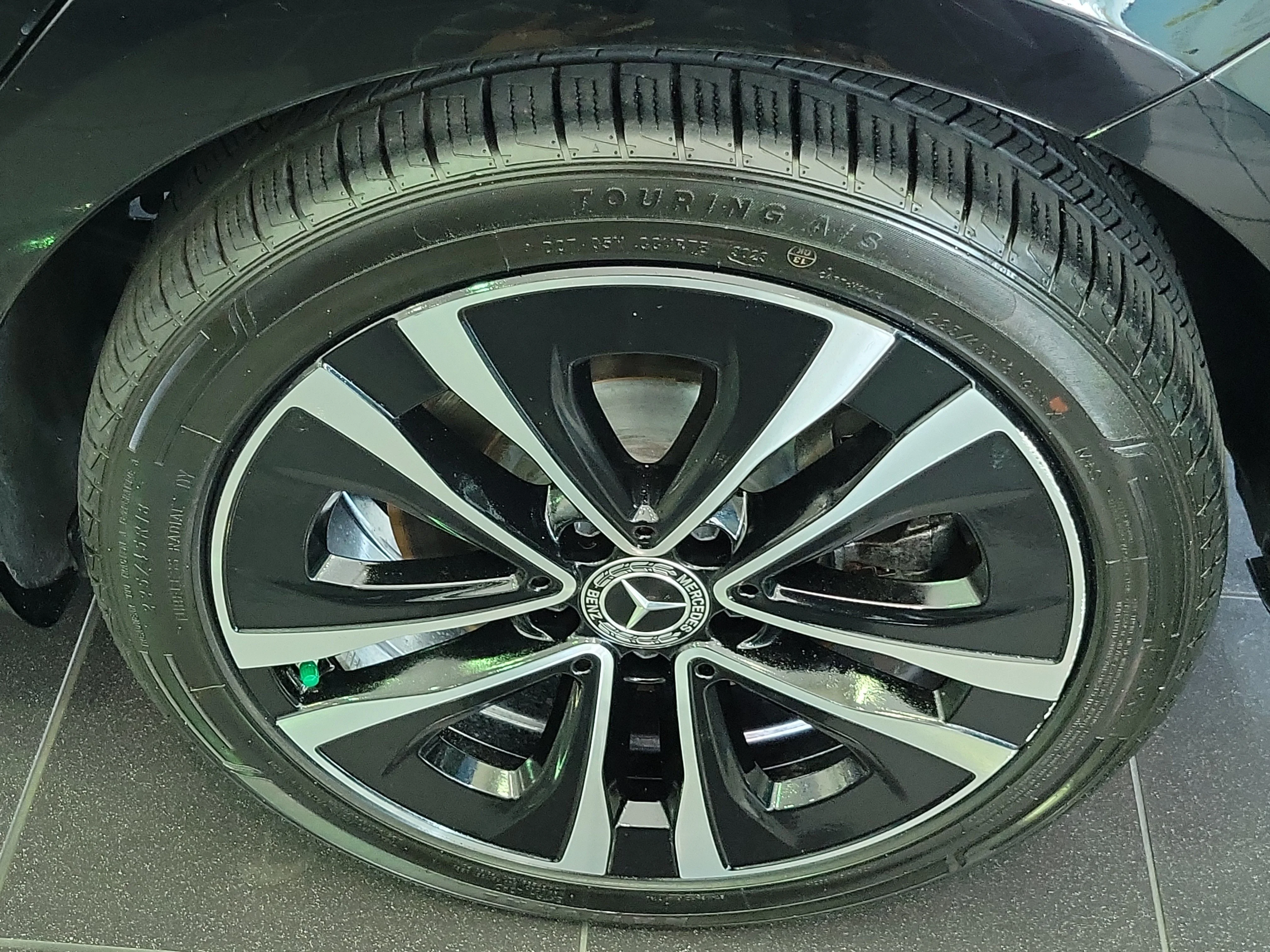 Used 2025 Night Black Mercedes-Benz CLA 250 image 7