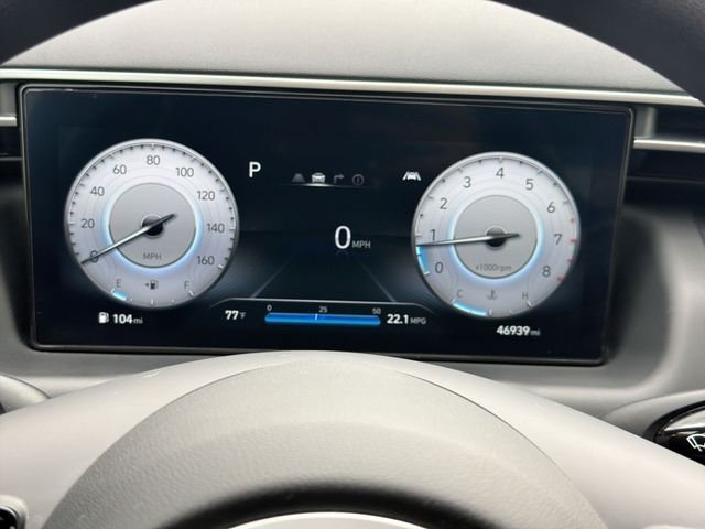 Certified Used 2024 Green Hyundai SEL image 12